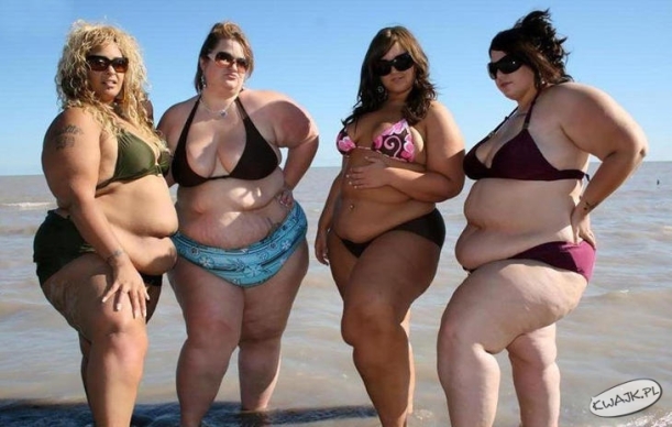 Flere fede kvinder på stranden, tak!